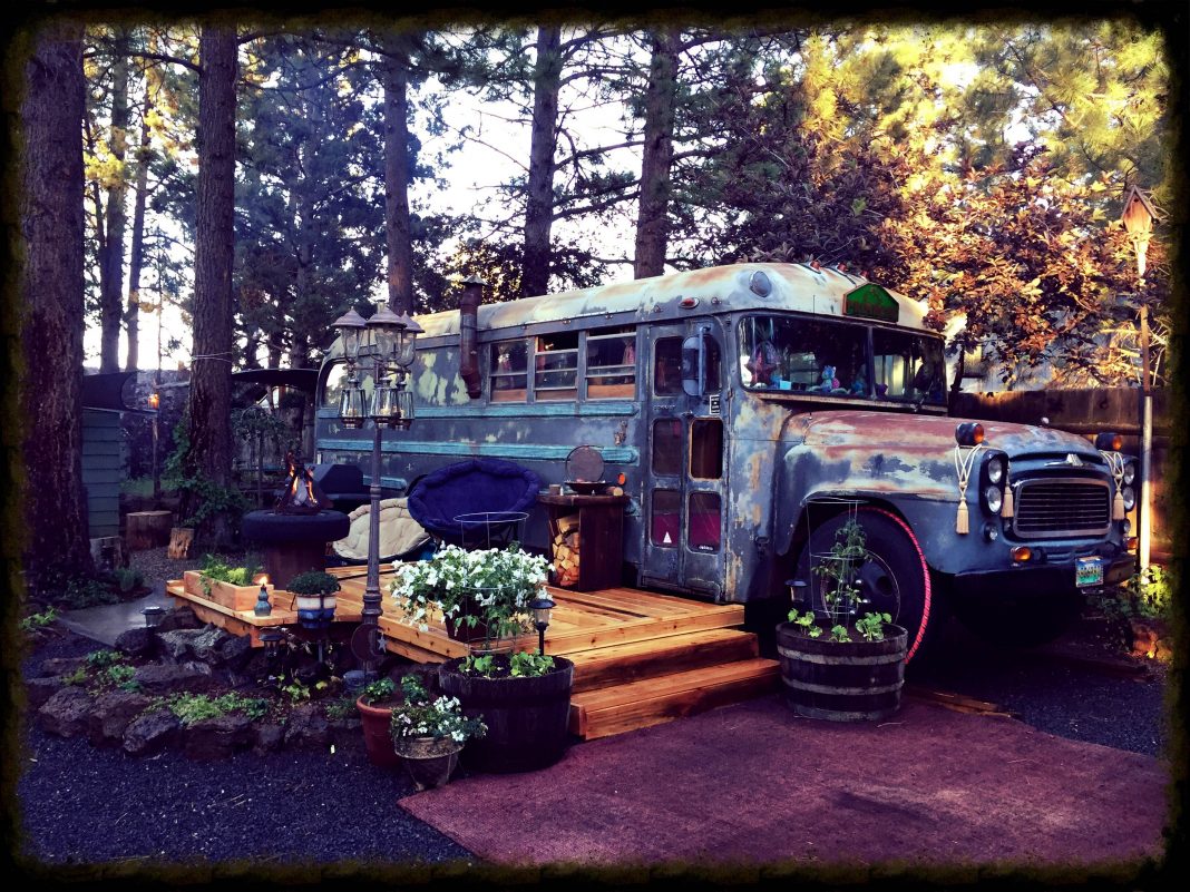This Couple In Bend Converted Their Bus Into A Tiny Home, And Their Story Is Awesome