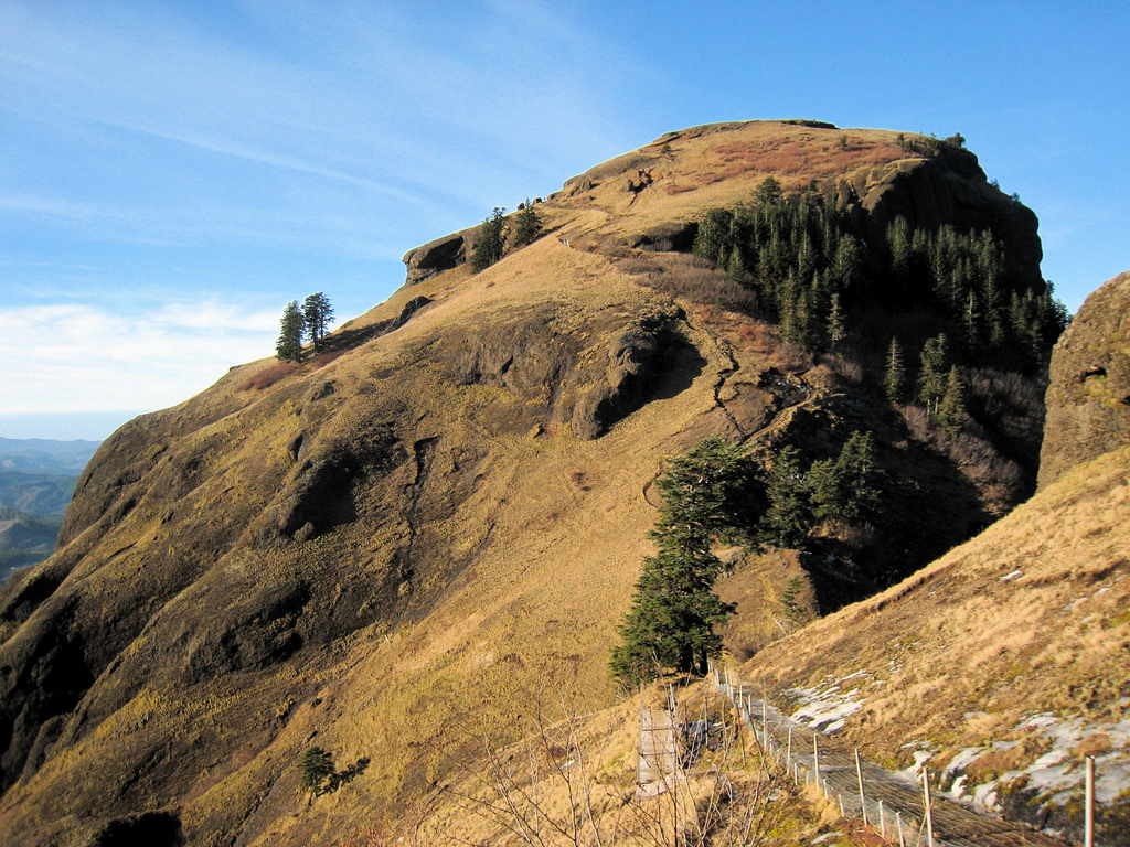 Saddle mountain hike