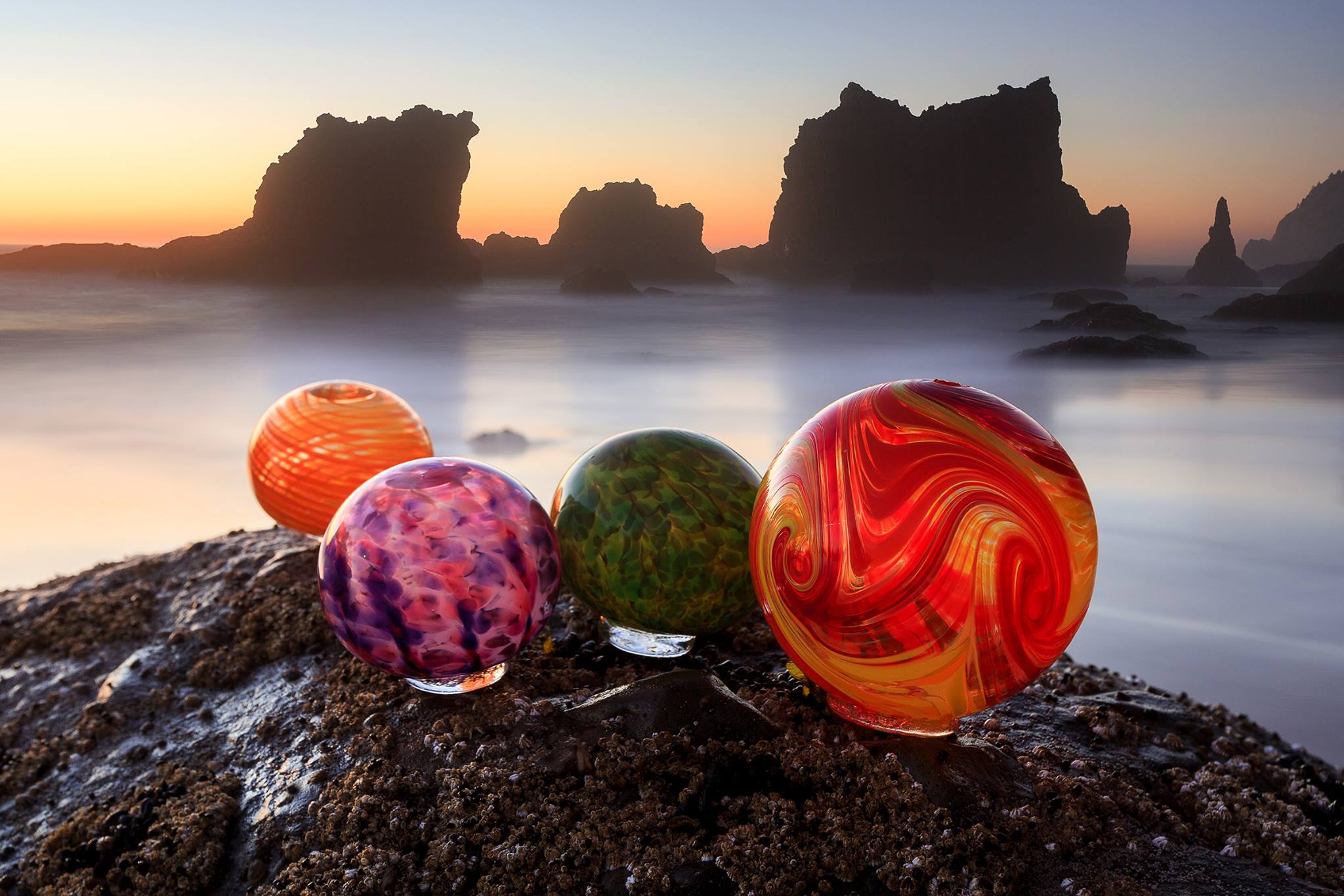 Lincoln City to Hide Over 100 Glass Floats on its Beaches This May