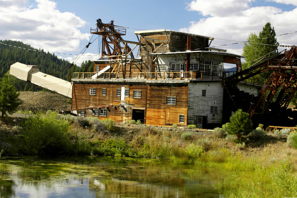sumpter_valley_dredge