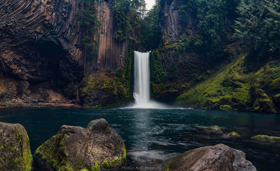 Hiking To Toketee Falls in 2023, One of Oregon’s Most Iconic Waterfalls