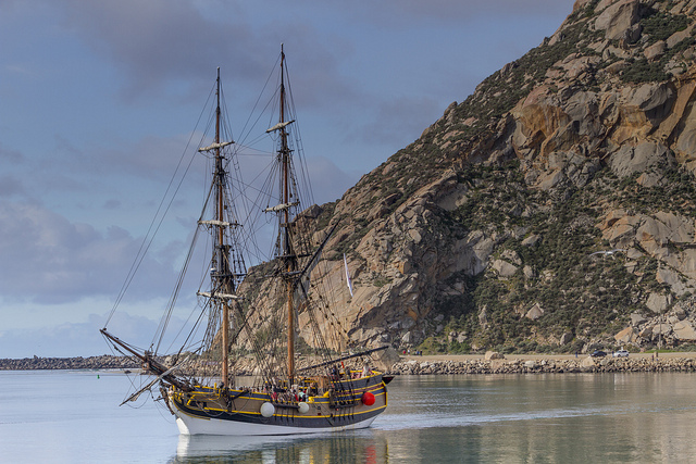 Famous Ships From ‘Pirates of the Caribbean,’ Docking At The Oregon Coast
