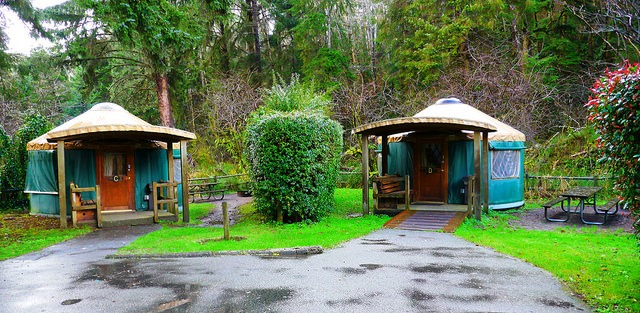 10 Awesome Oregon Coast Yurt Rentals For Less Than $60