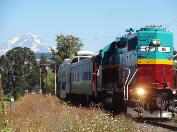 All Aboard! This Summer Train Ride in Oregon is Downright Awesome
