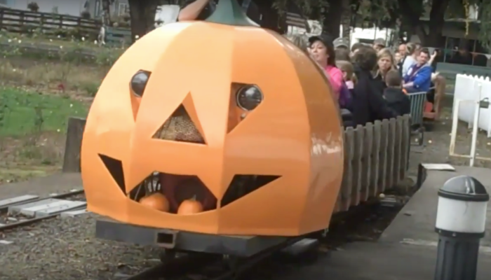 Boo! The Fall Pumpkin Patch Train Ride in Oregon You Must Do