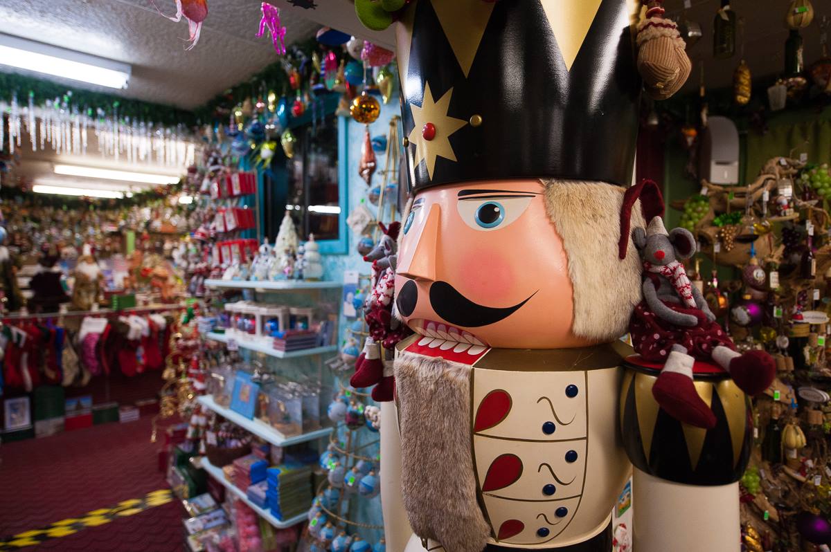 The Christmas Store On The Oregon Coast That’s Open All Year