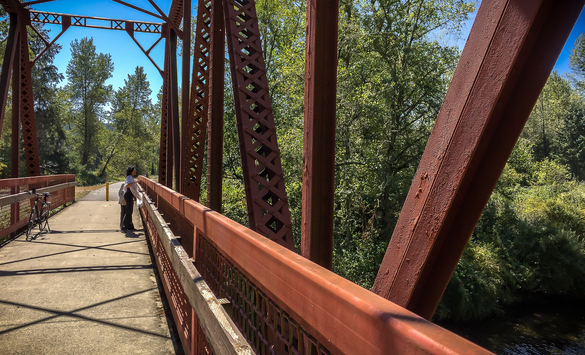The Row River Trail to Covered Bridges in Oregon