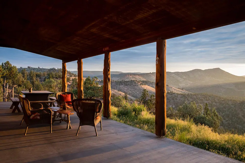 Escape It All At This Remote Oregon Mountainside Cabin