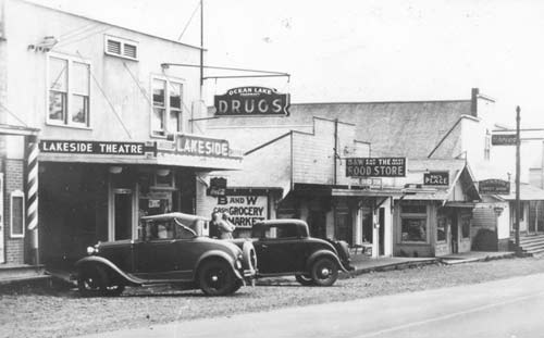 The Historic Bijou Theatre In Oregon Has Been Showing Films Since 1937
