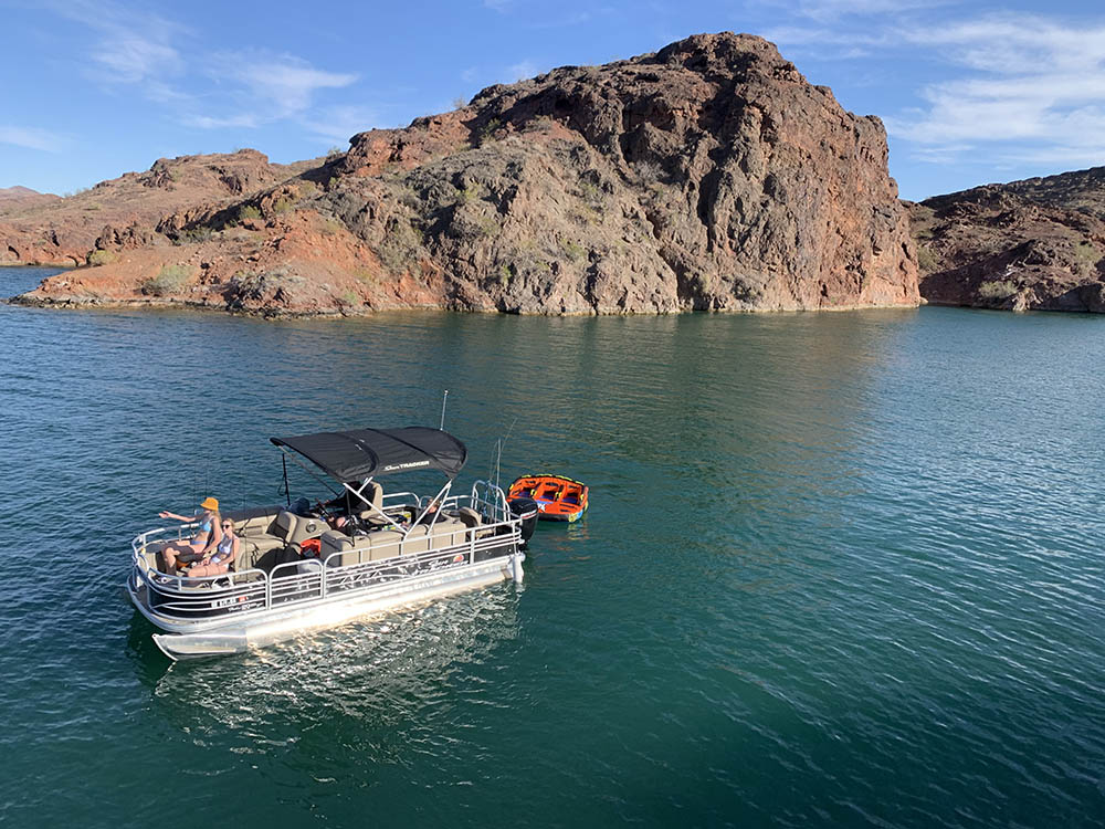Check Out These Gorgeous Central Oregon Lakes By Wave Runner Or Pontoon Boat