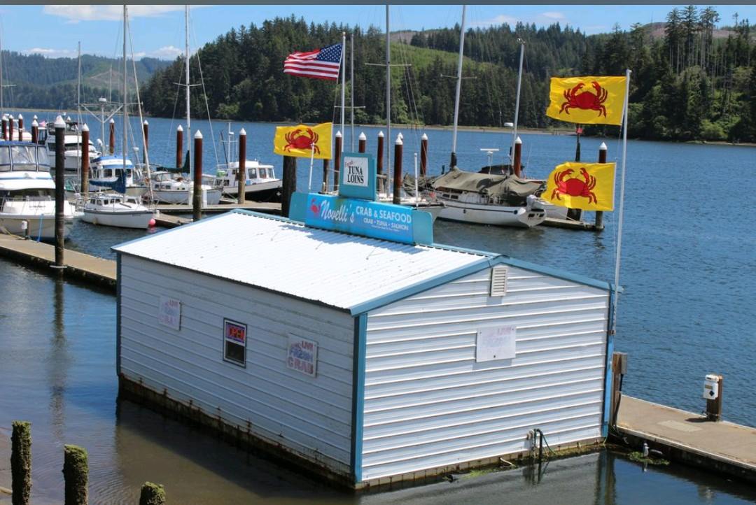 You Will Love This Crab Shack On The Docks of the Oregon Coast