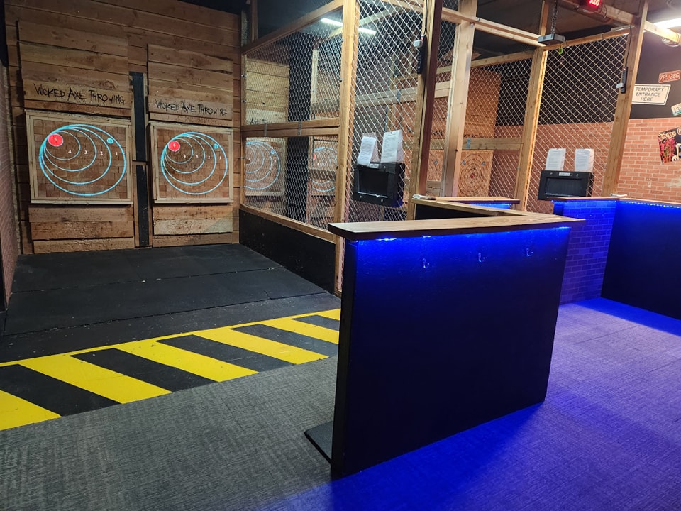 Axe throwing lanes at Glowing Greens