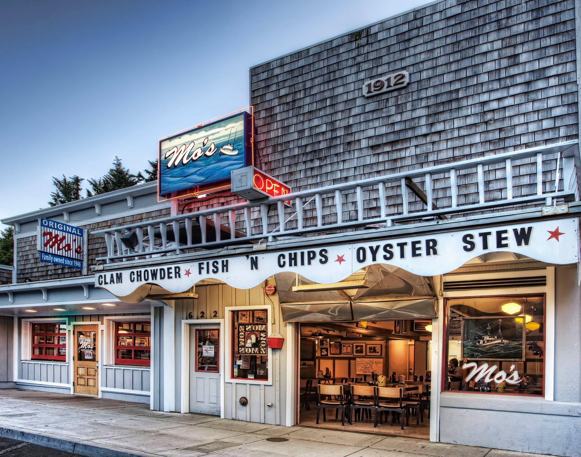 Get A Bowl Of World Famous Clam Chowder At This Newport, Oregon Restaurant