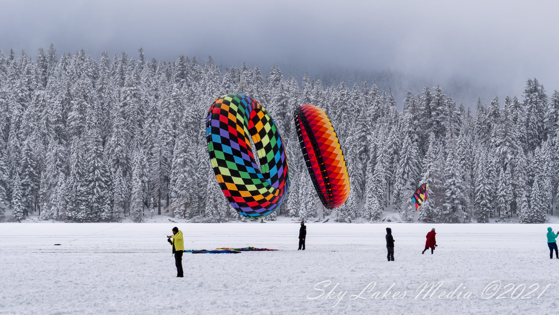 Mark Your Calendars In February For This Ice Kite Festival In Oregon