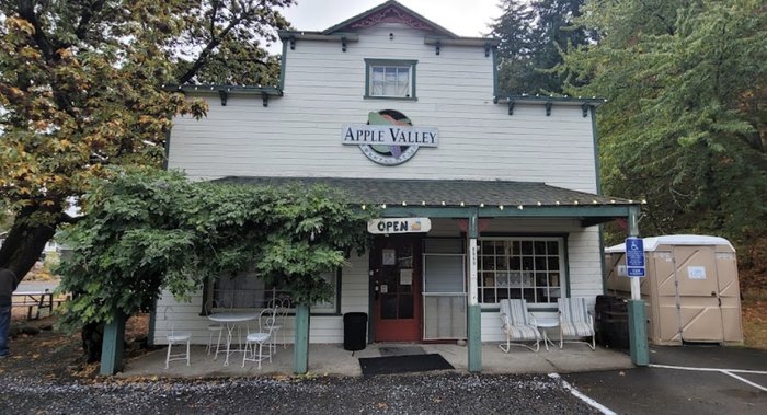 An Old-Time General Store Has One Of Oregon’s Best Bakeries