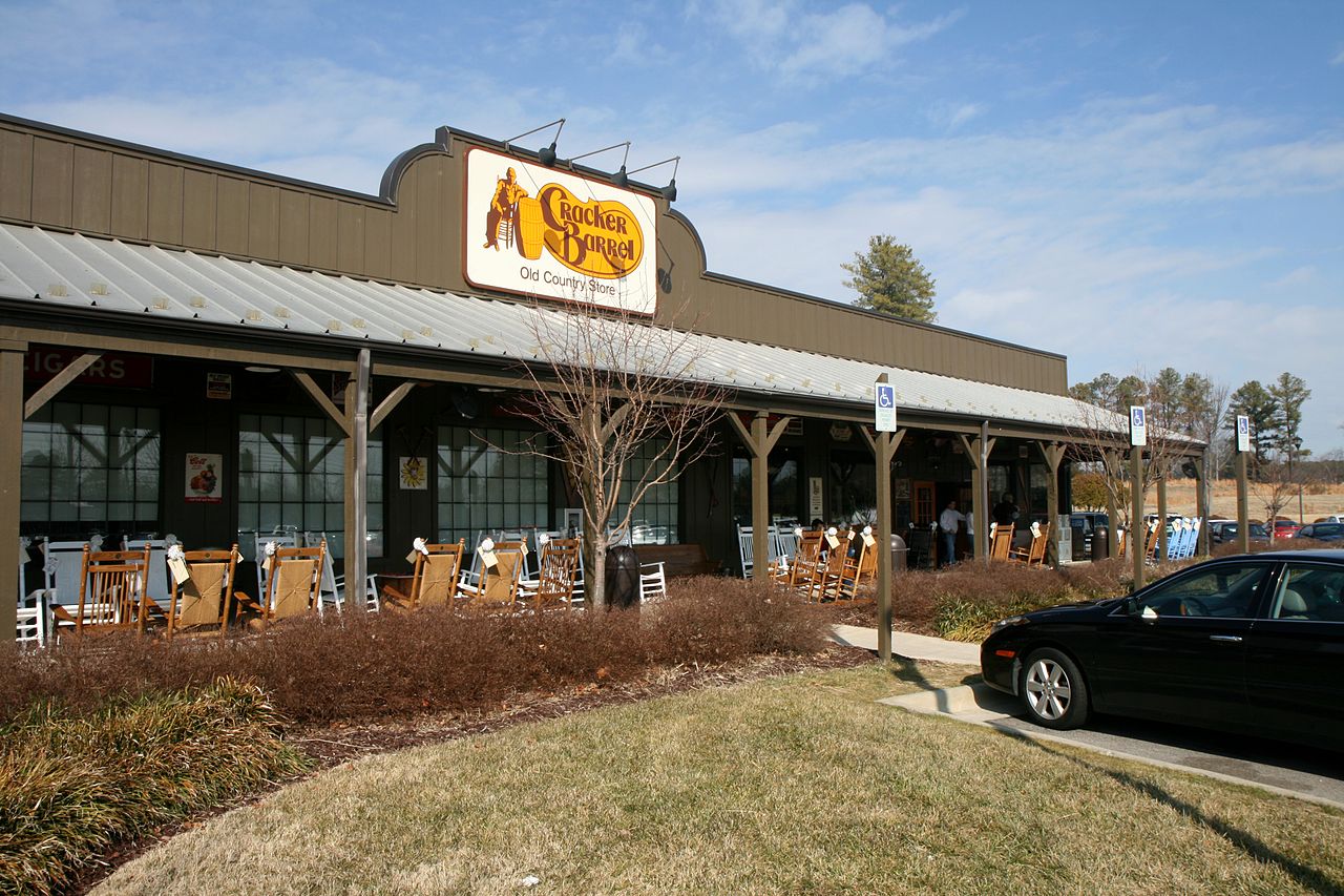 Cracker Barrel Follows Walmart’s Footsteps, Shutting Down All Outlets in a Prominent U.S. City