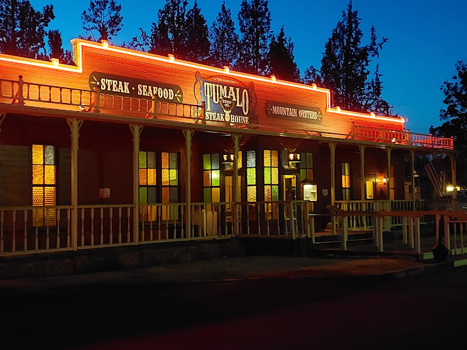 Satisfy Your Carnivorous Cravings at This Iconic Oregon Steakhouse