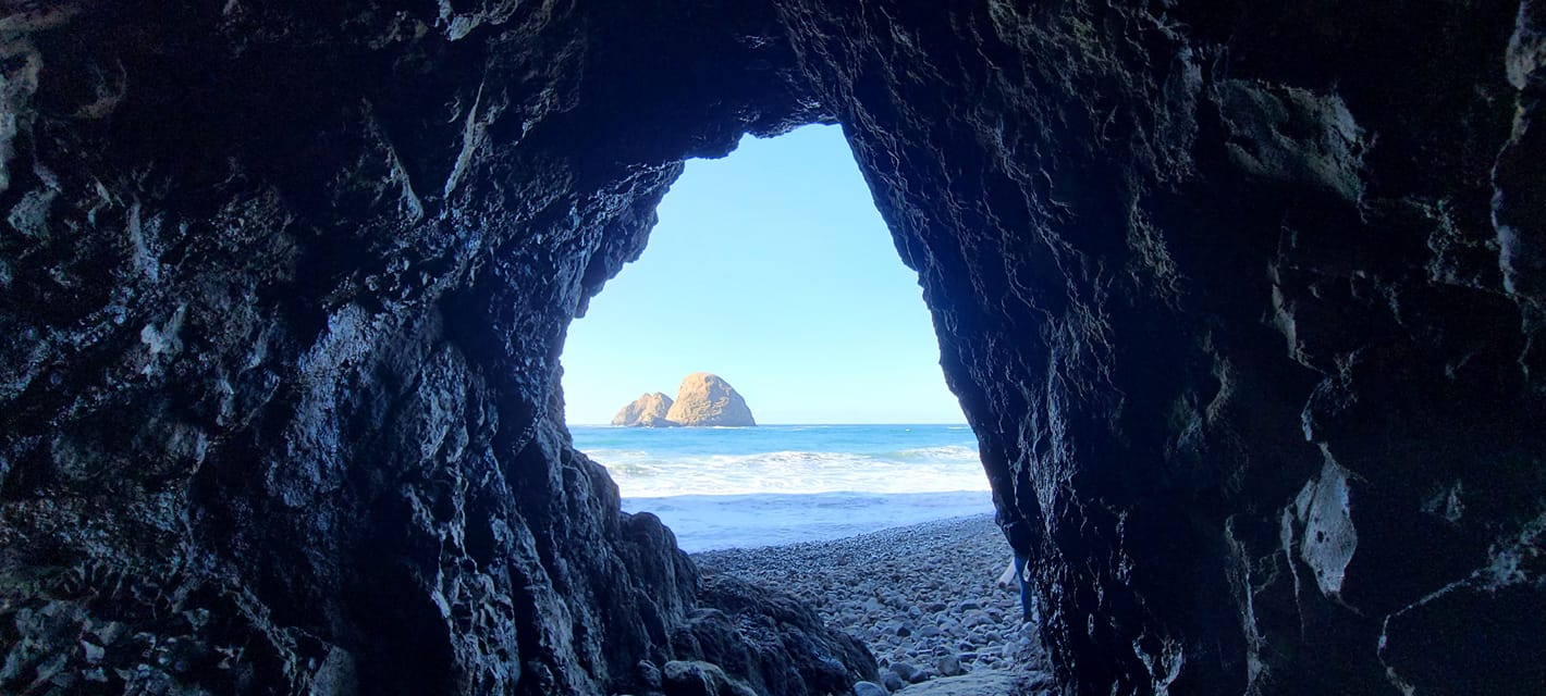 Explore the Unique Tunnel Beach on the Oregon Coast