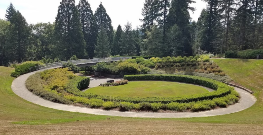 vetrans memorial, hoyt arboretum, portland, oregon