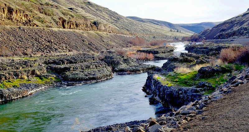 The Deschutes River: Your Ultimate Guide to Adventure and Relaxation