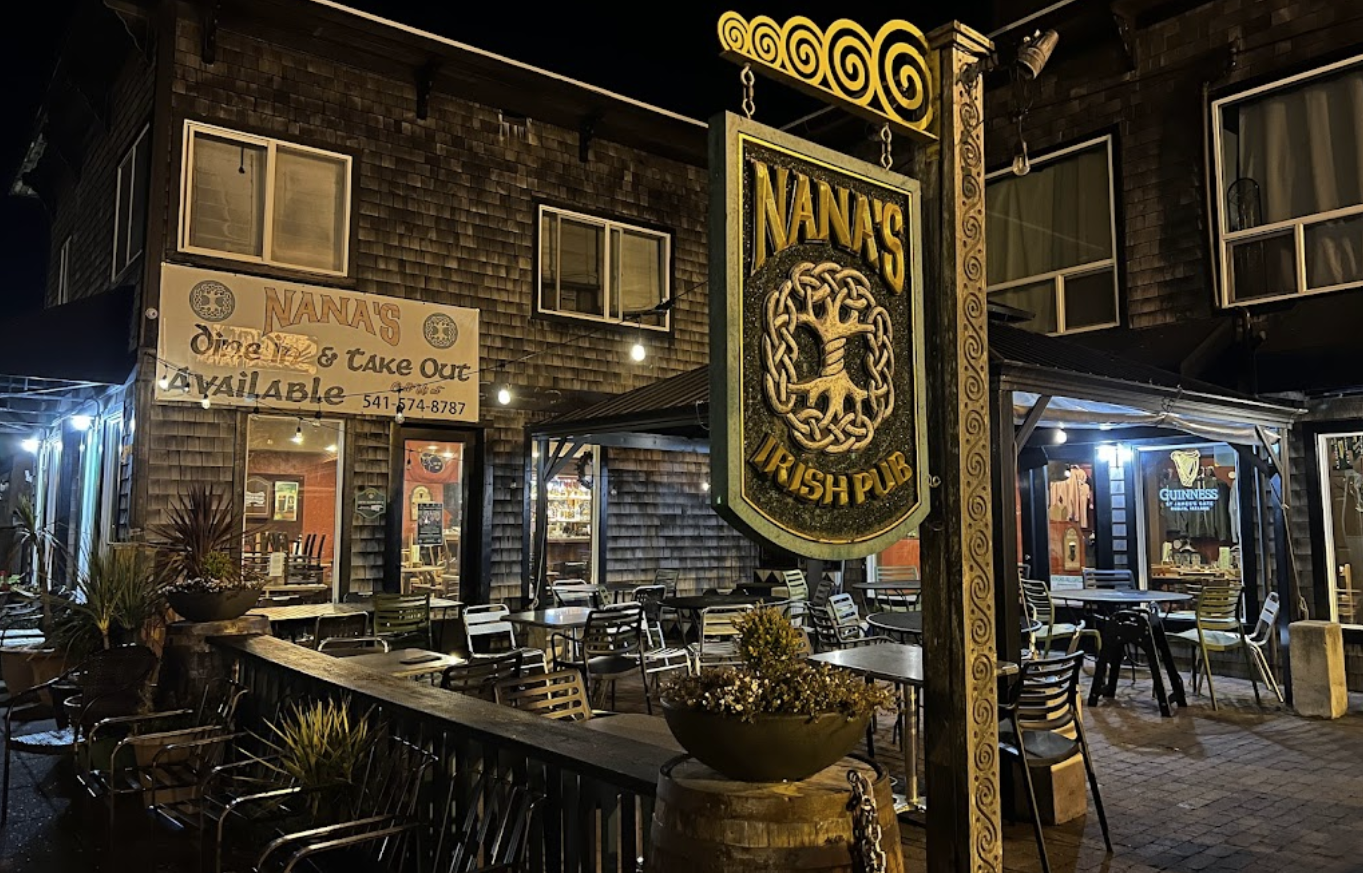 Savor Ireland’s Best Food and Drinks at Nana’s Irish Pub on the Oregon Coast