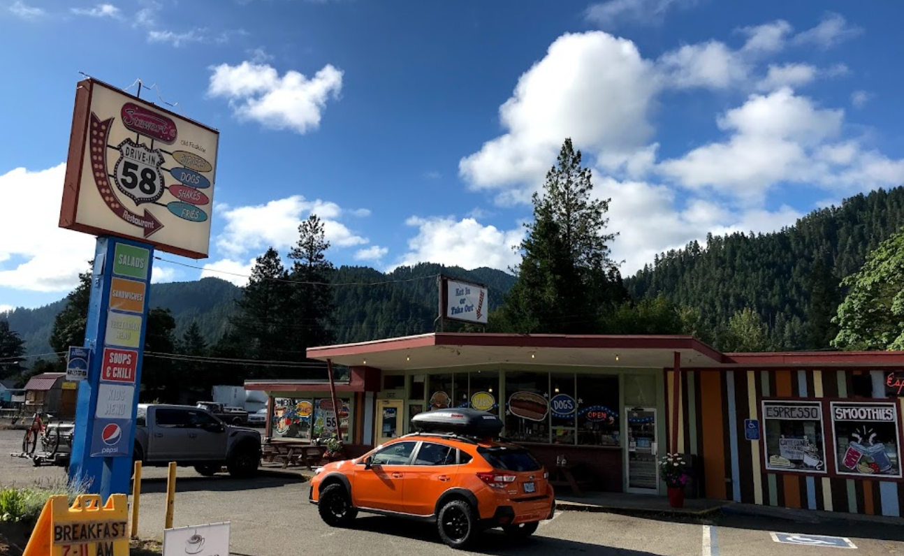 This Unsuspecting Drive-In Has Some Of The Absolute Best Burgers You Can Find In Oregon