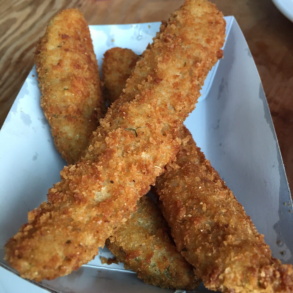 A basket of fried pickles.