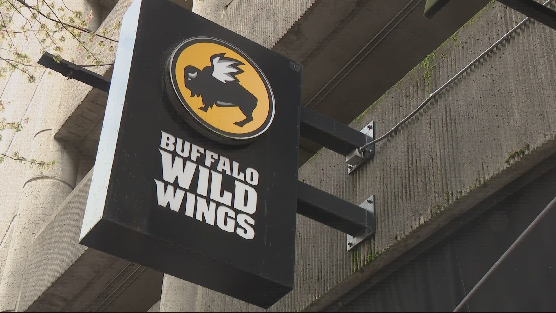 Buffalo Wild Wings Closes Portland Location After 17 Years Due to Drug Use and Crime